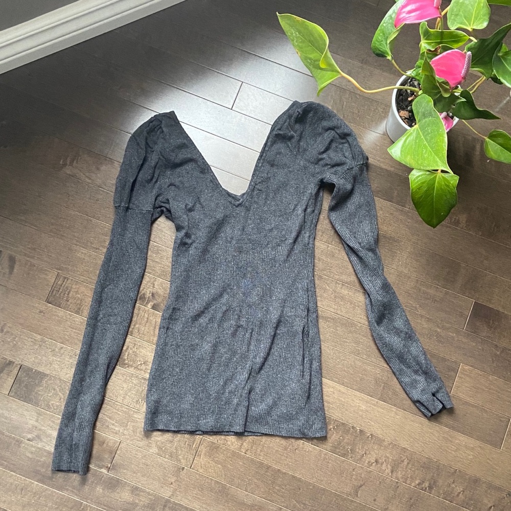 Guess sweater